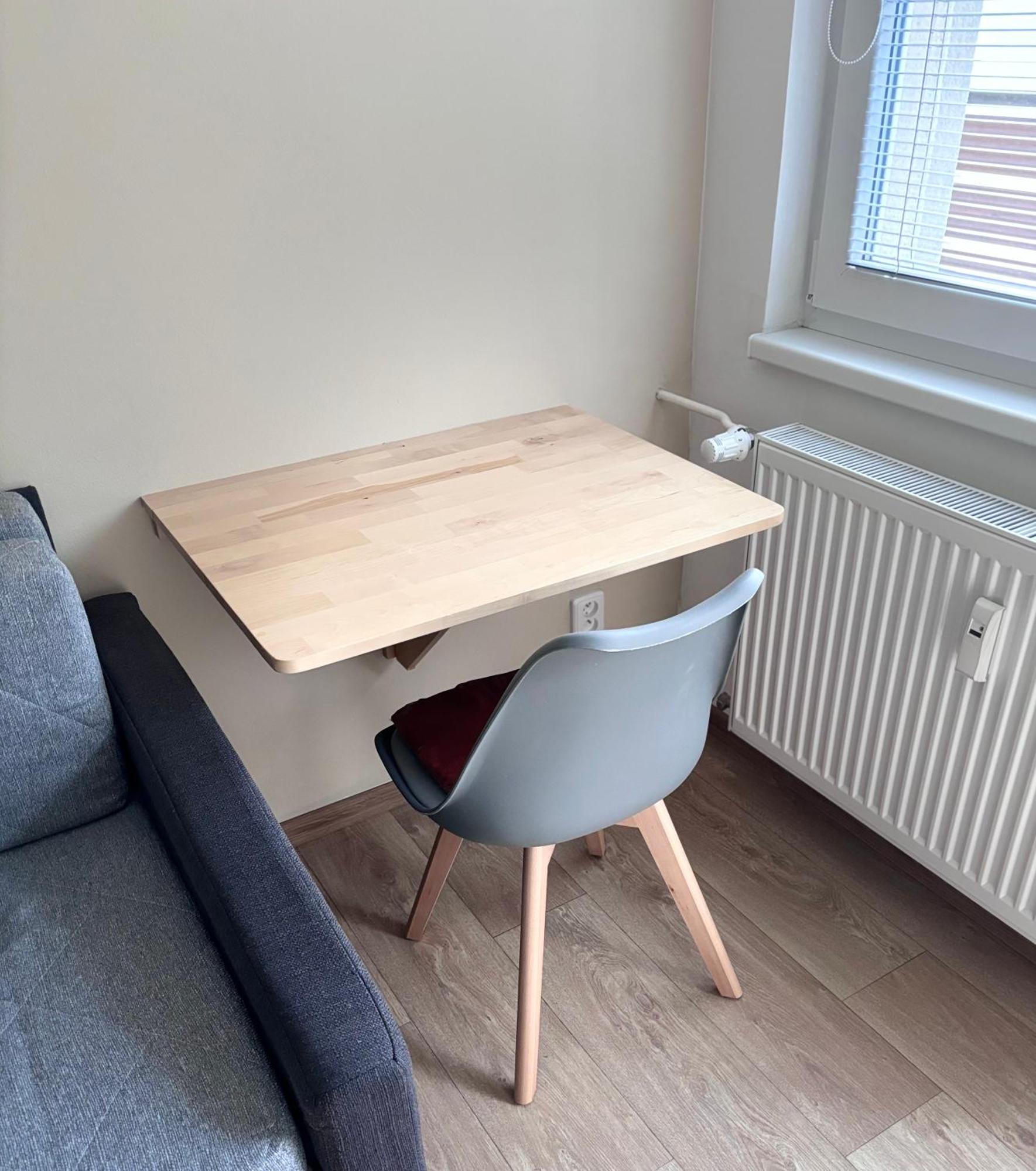 Apartman Na Kraji Lesa Všemina Exterior foto